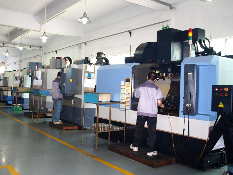 cnc能鉆深孔嗎？機床應用！