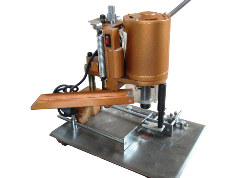 無塵鉆孔機怎么制作？流程特點介紹